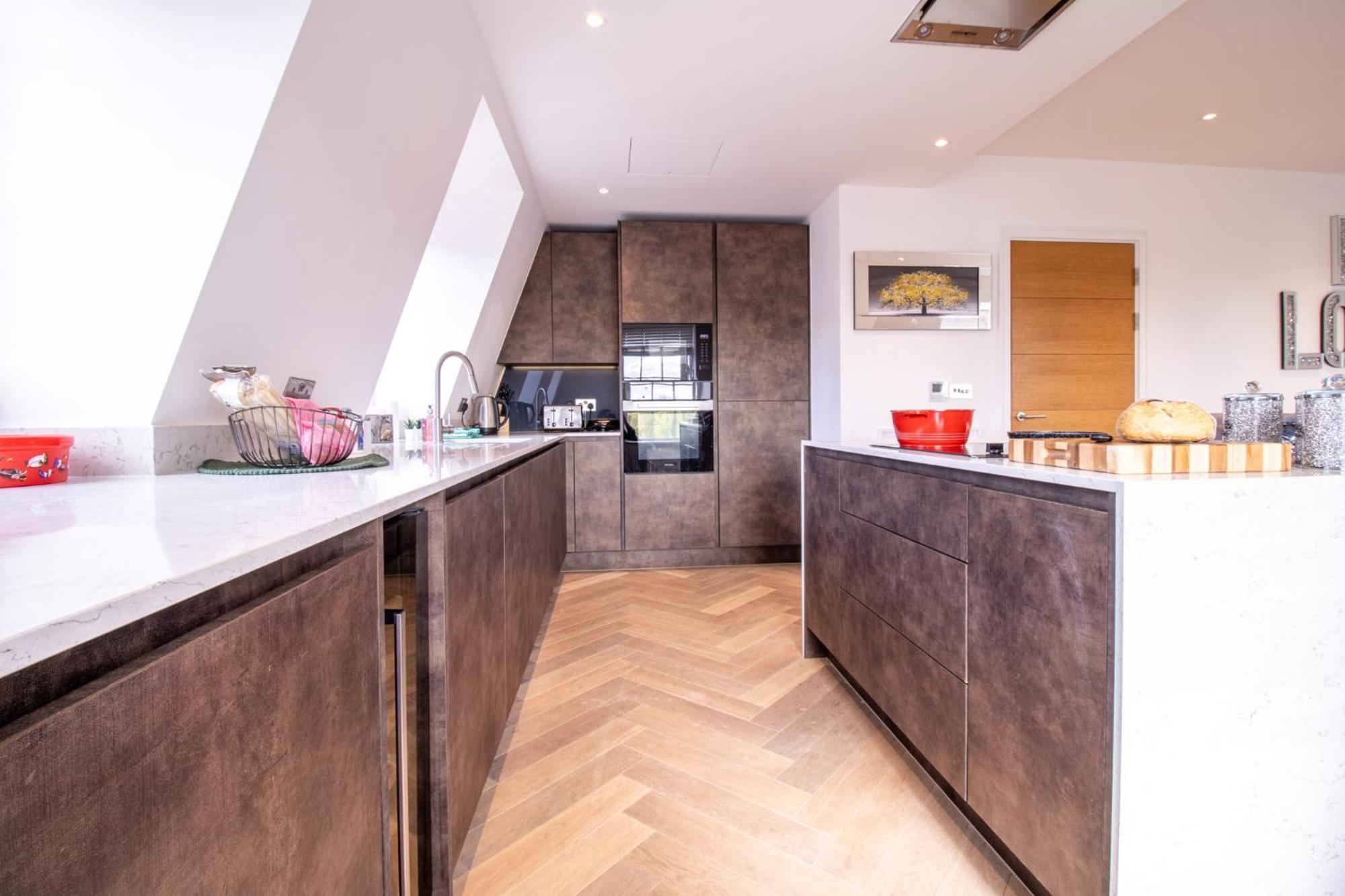 Elegant 3-Bedroom Penthouse In Marble Arch 70 London Ngoại thất bức ảnh