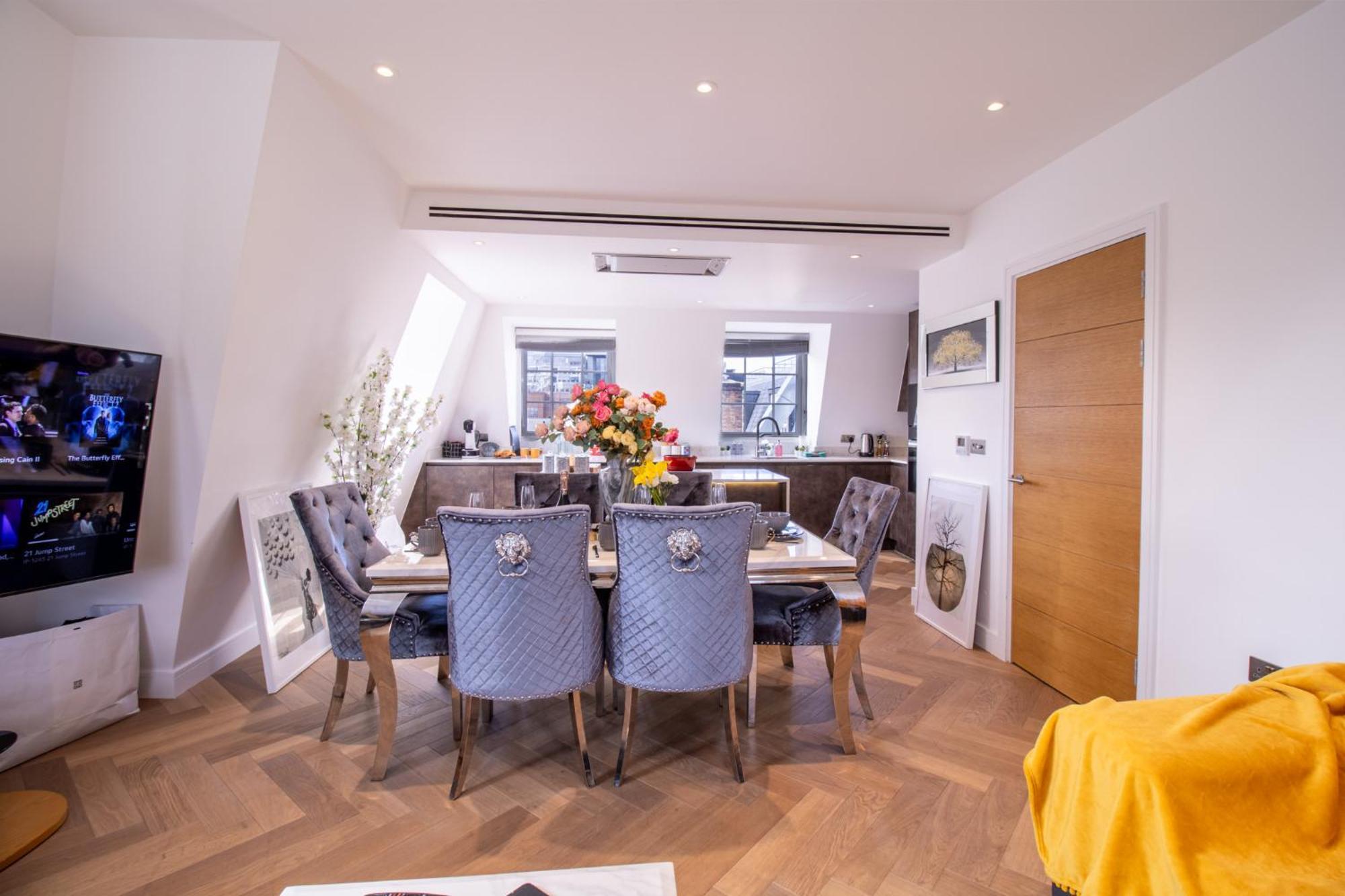 Elegant 3-Bedroom Penthouse In Marble Arch 70 London Ngoại thất bức ảnh