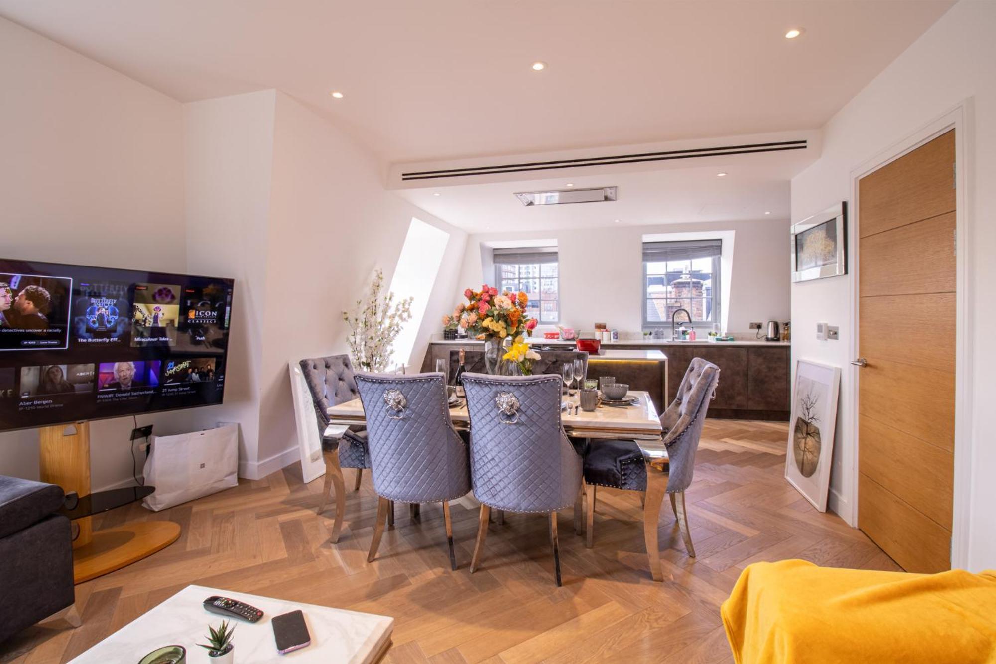 Elegant 3-Bedroom Penthouse In Marble Arch 70 London Ngoại thất bức ảnh