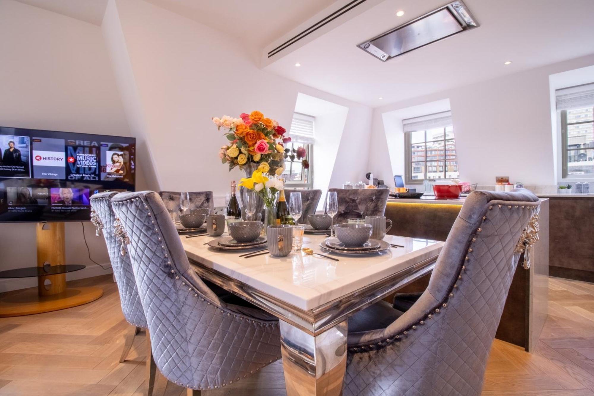 Elegant 3-Bedroom Penthouse In Marble Arch 70 London Ngoại thất bức ảnh
