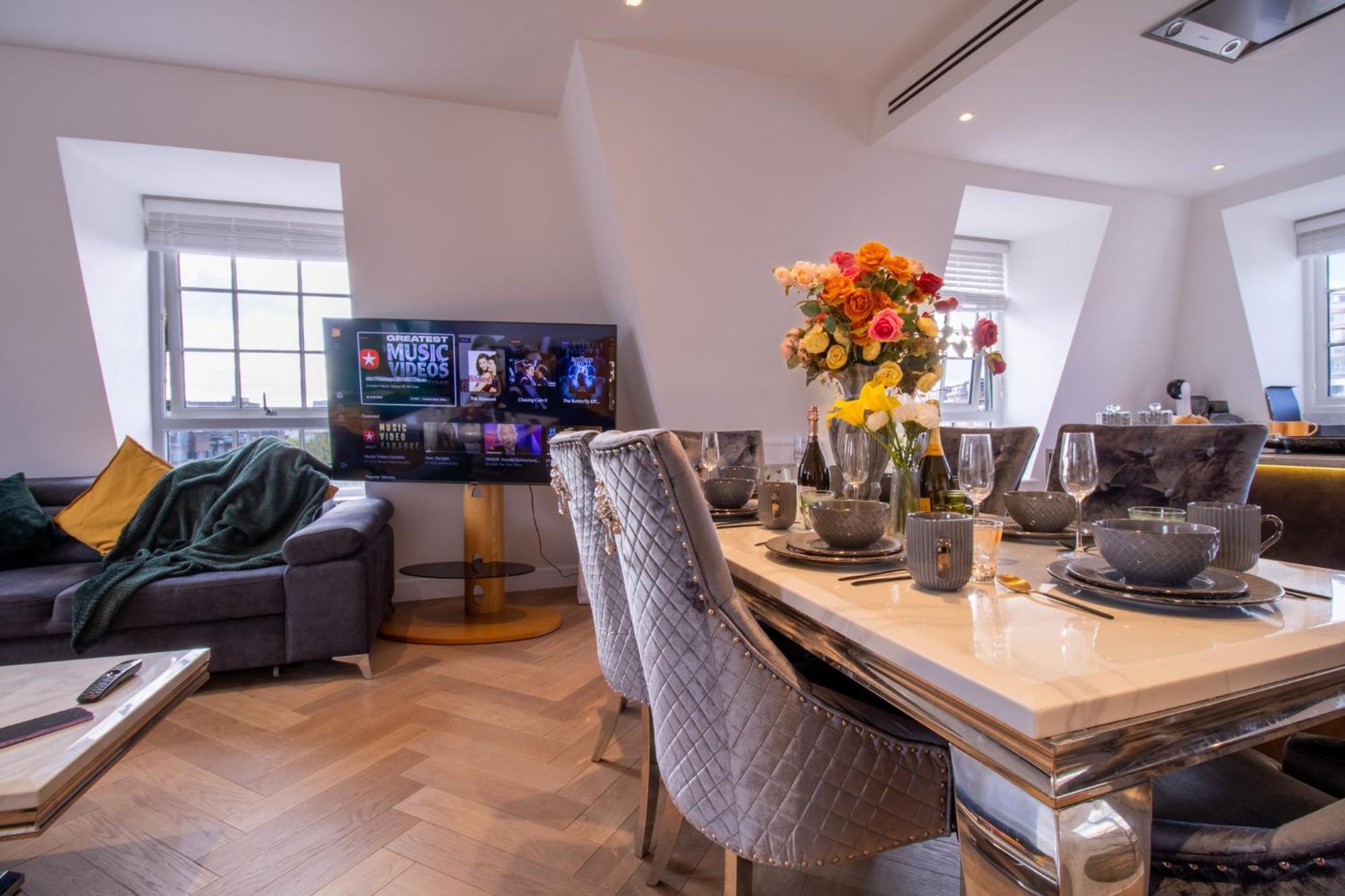 Elegant 3-Bedroom Penthouse In Marble Arch 70 London Ngoại thất bức ảnh